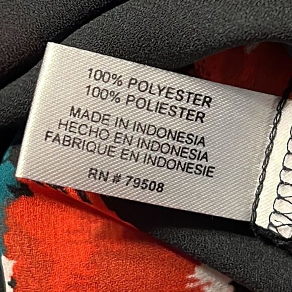 Floral Blouse Woman's Size Medium Violet + Claire Black Colorful V-Neck Shirt - Picture 7 of 7